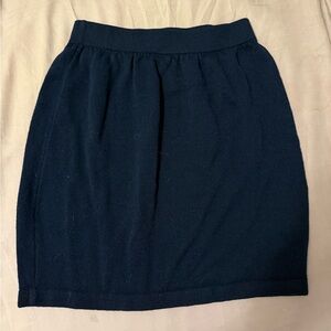 St. John navy blue knit skirt